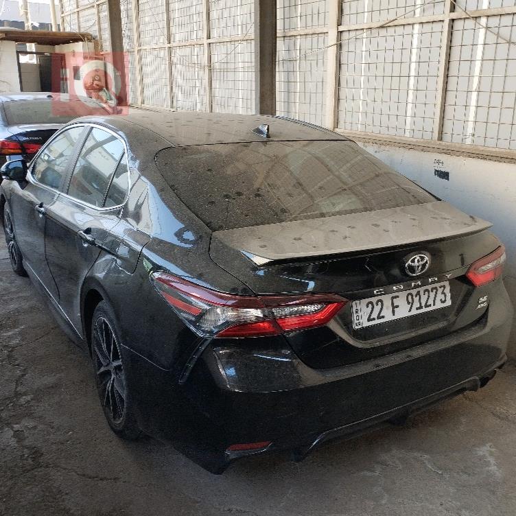 تۆیۆتا کامری